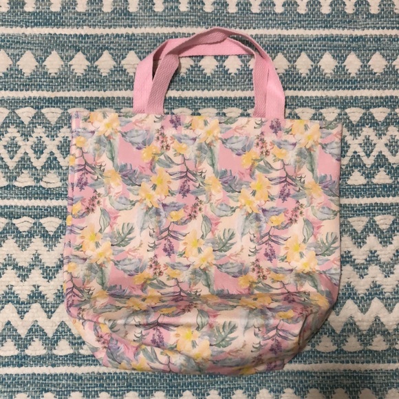LoveShackFancy x Superga canvas tote - Picture 3 of 7